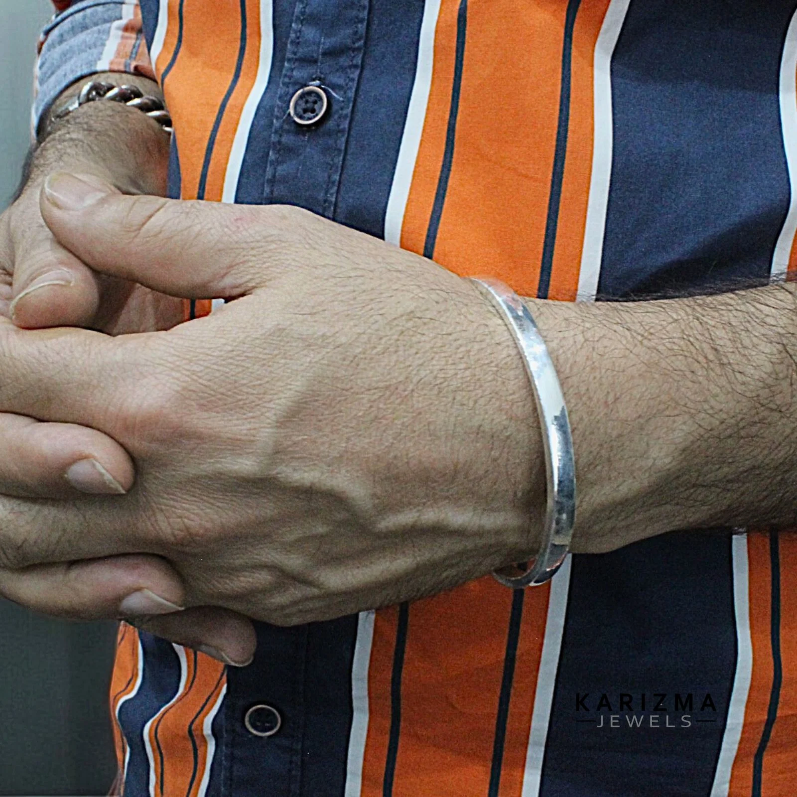 Square shape Jointless Pure Silver Bangle - Chandi ka bejod kada for Astrology - Image 4